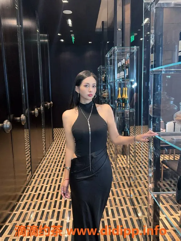 广州楼凤-天河御姐娜若依，夜课双飞服务，12P起