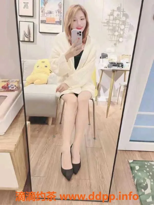 广州楼凤-天河极品少妇小甜欣，23岁168cm，36C诱惑