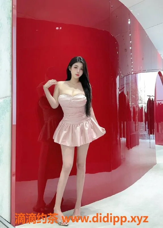 深圳楼凤-深圳福田台湾心怡，20岁172长腿大胸小姐