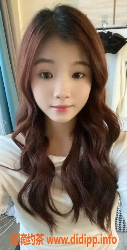 深圳楼凤-深圳坂田雲菲菲：18岁，166cm，千元以下项目