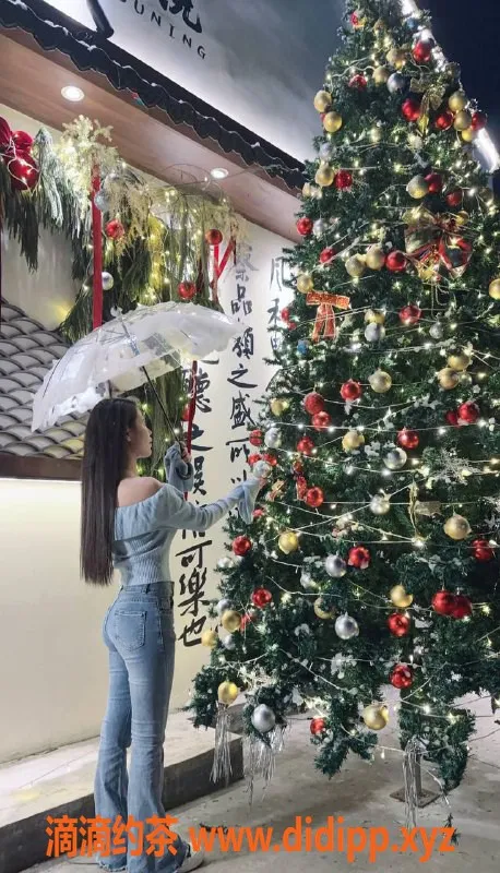 深圳楼凤资源信息,南山佳佳，23岁御姐，165cm，45kg，千元档服务