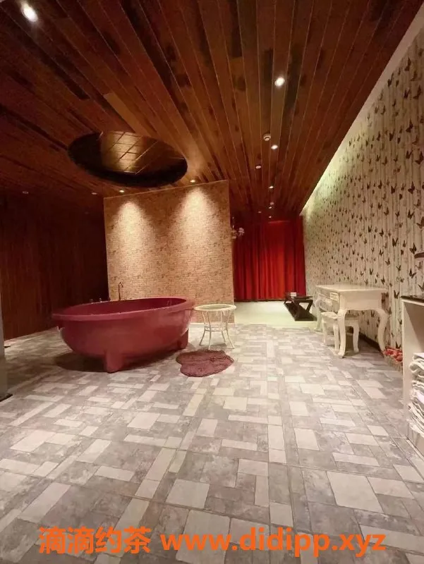 深圳spa会所-珠海顶级95海选会所全裸套餐，花式服务等你体验