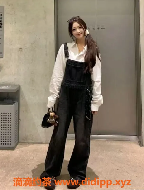 上海楼凤-浦东嫩妹蛋糕，175身高，1100P起