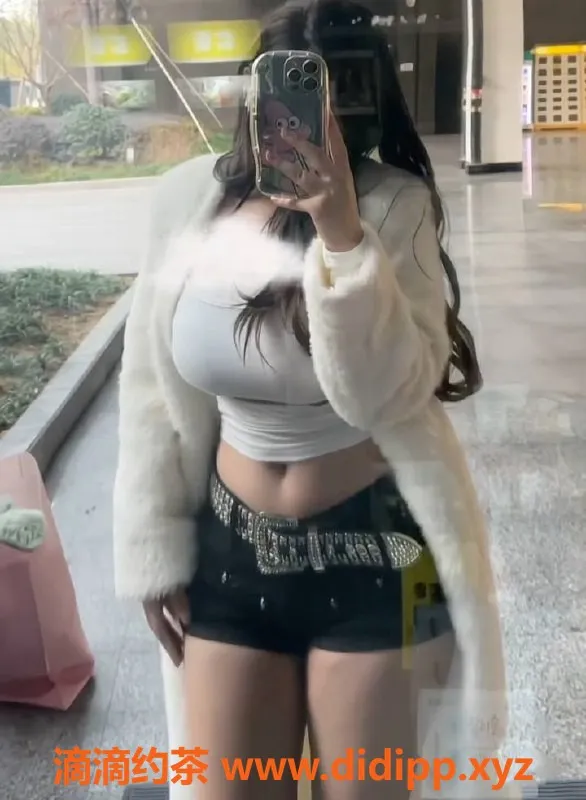 上海楼凤-徐汇桃桃大G，175cm长腿美女，1600P超值体验