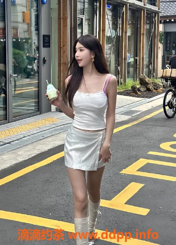 上海楼凤-浦东星奈，172cm大胸美术生，2300P起