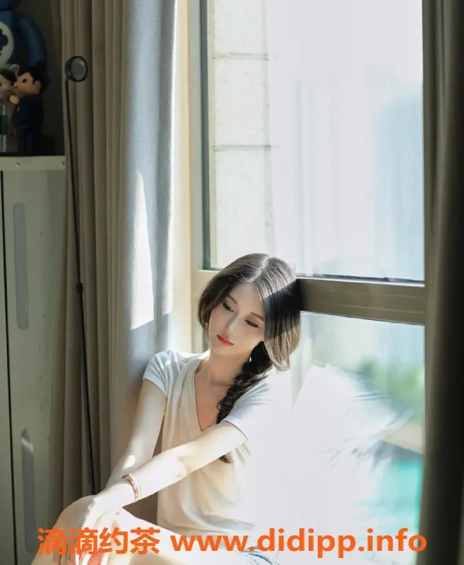 深圳楼凤-福田梓涵，3500元洗浴服务，激情体验等你来约！