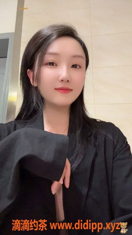 杭州楼凤-上城区安娜，26岁，170cm，105斤，真胸，情趣课程多样