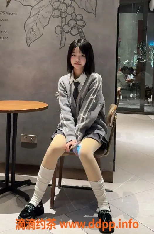 上海楼凤-闵行小若若，中日混血嫩妹，1200P起