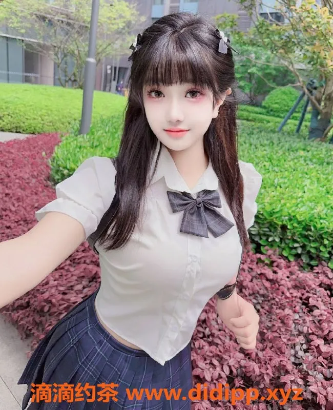 上海楼凤-闵行颜菲175cm F罩杯三通SM潮喷特服