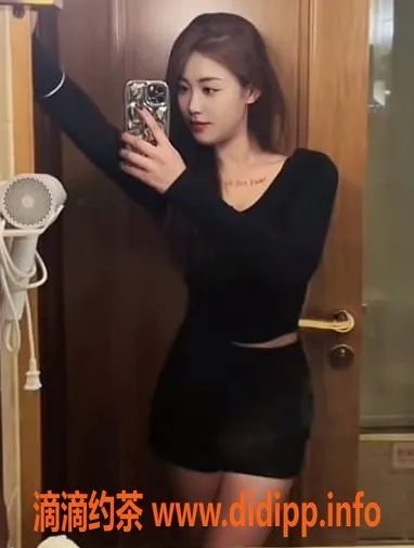 上海楼凤-徐汇伊一，178长腿E胸，1300P起服务！