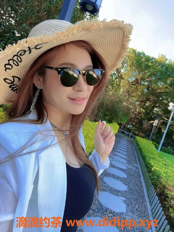 广州楼凤资源信息,广州天河诗诗25岁大奶尤物，超值服务体验！