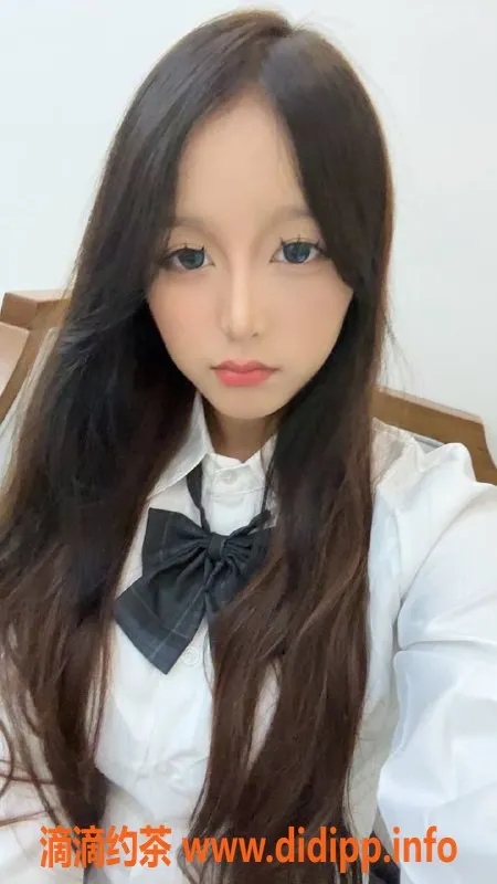 成都楼凤资源信息,成都大雷少女，16岁，身高164，巨乳C+D，500元体验服务