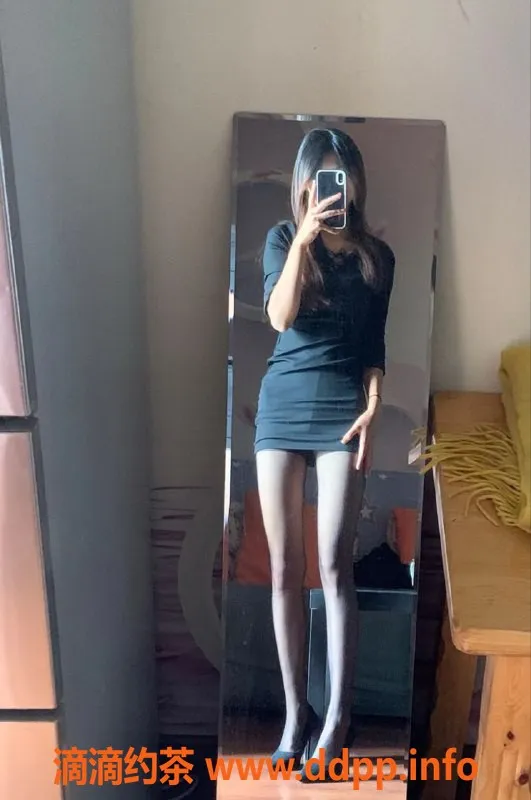 成都楼凤-成都红枣｜19岁嫩妹，身高166体重88