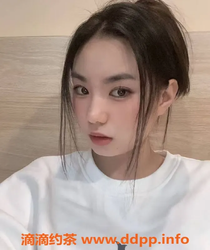 上海楼凤-普陀小旋舞蹈老师，168cm大胸36D，900起