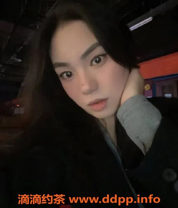 上海楼凤-普陀小旋舞蹈老师，168cm大胸36D，900起