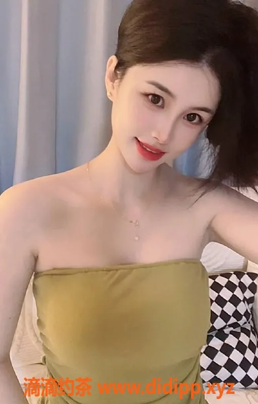 上海楼凤-普陀秋秋 | 165cm大胸肤白 1300元起