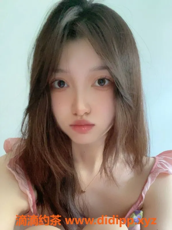 长沙楼凤-雨花区嫩妹屁屁，174高挑长腿，7P超值体验