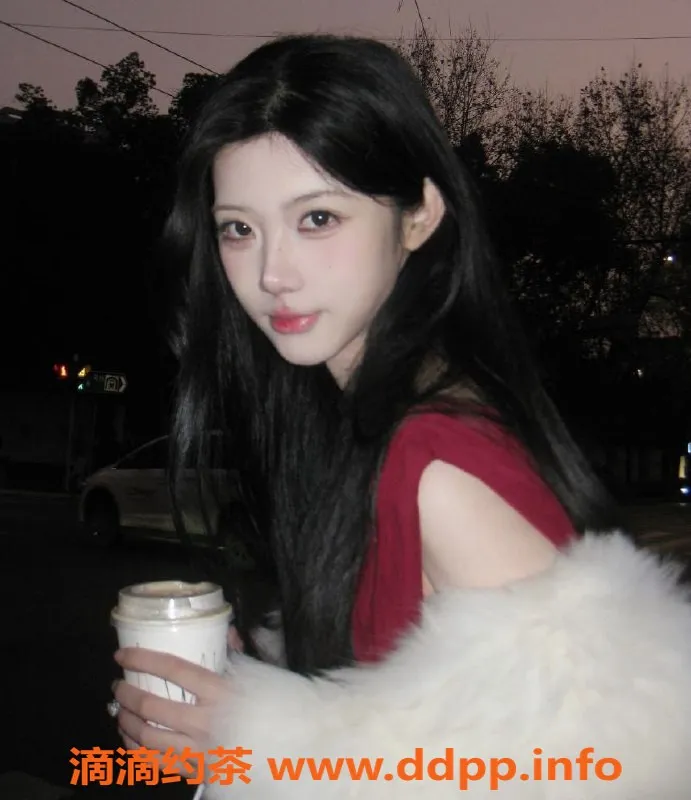 上海楼凤-浦东尤拉，大四舞蹈生，长腿D罩杯