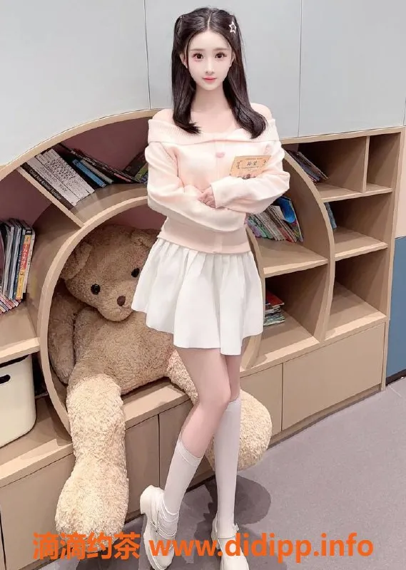 上海楼凤-松江灵儿：168cm嫩妹，1200元起服务