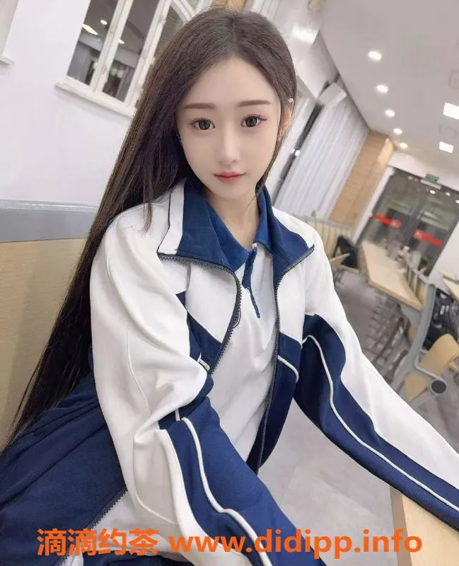 上海楼凤资源信息,普陀小雪碧：166cm肤白D＋大胸，1400起