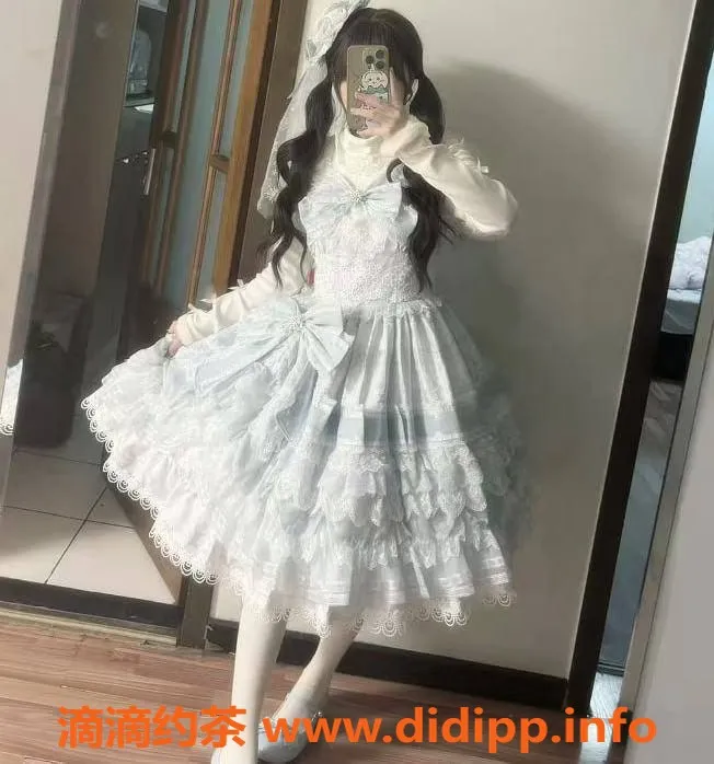 上海楼凤-闵行嫩妹冰冰，160cm C罩杯，1200元起