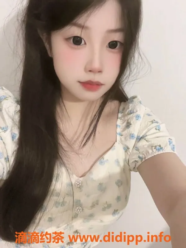 广州楼凤-黄埔嫩妹天天，6P大胸夜课服务等你体验！