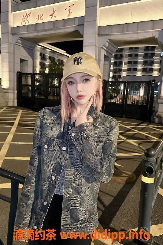 厦门楼凤-思明区昕儿，身高167，胸D，短发美女