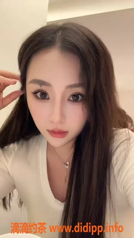 广州楼凤-天河晓晨艺名，38E爆乳，800元服务！