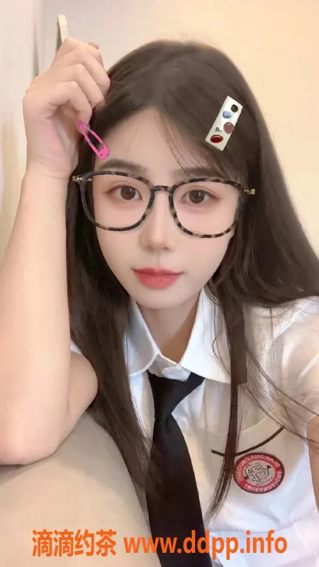 长沙楼凤-雨花区米乐，163高、90重，20岁热情服务