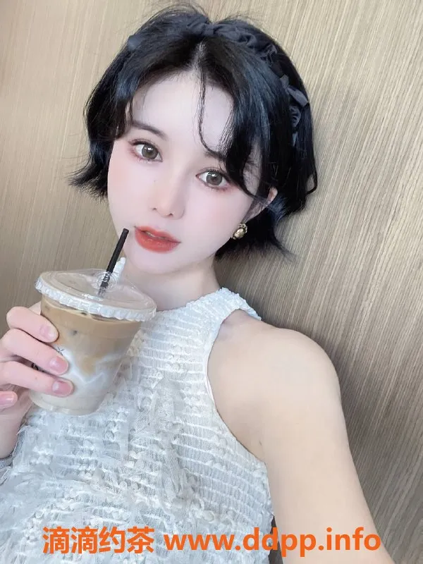 深圳楼凤-深圳罗湖小奶包，21岁身材小巧好服务