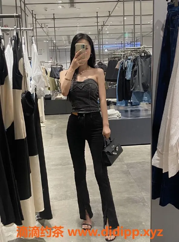 厦门楼凤-思明区小柔，165cm身高、36D胸围，服务多样，600起价