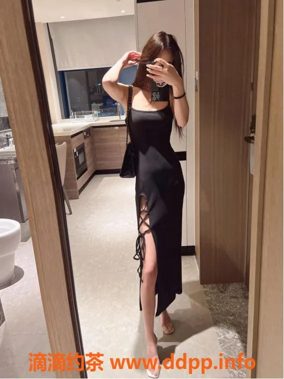 广州楼凤-天河诗诗，21岁43公斤，双人浴现约500元