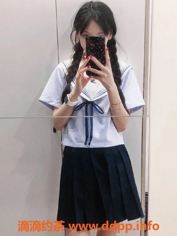 重庆楼凤-江北小懒喵，瘦小嫩妹，颜值高服务优