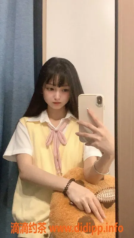 重庆楼凤-江北小懒喵，瘦小嫩妹，颜值高服务优