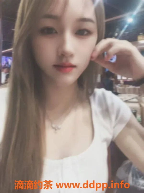 重庆楼凤-新老师菲菲，工兵价4，100分课程等你来挑战