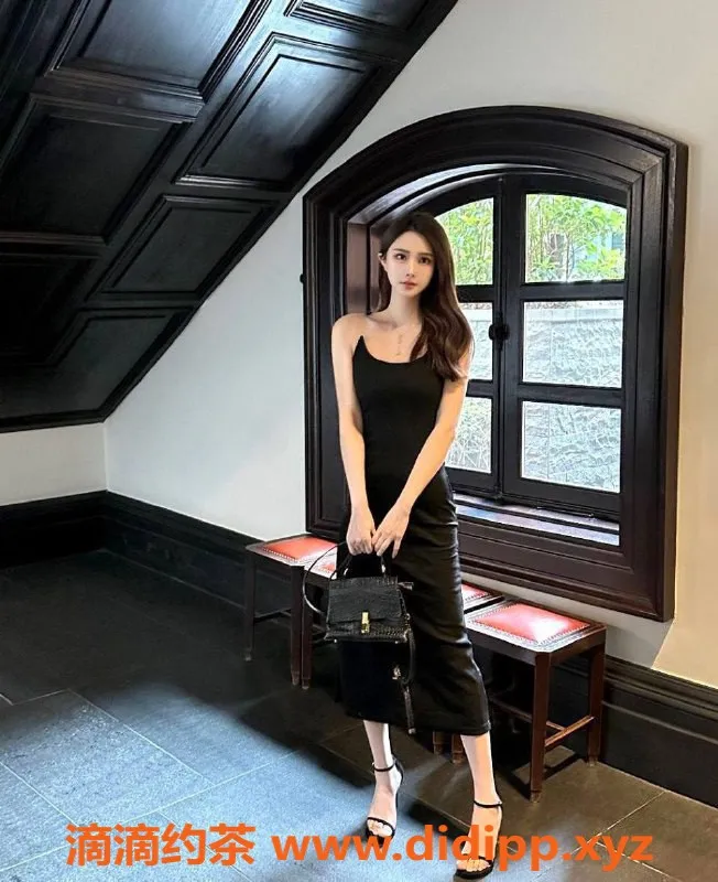 上海楼凤-静安夏莹福利拍卖，原价1800P现最低1400P