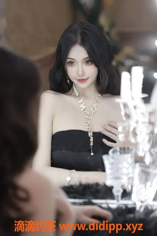 上海楼凤-刘芳菲：气质美女，年轻高颜值，服务一流