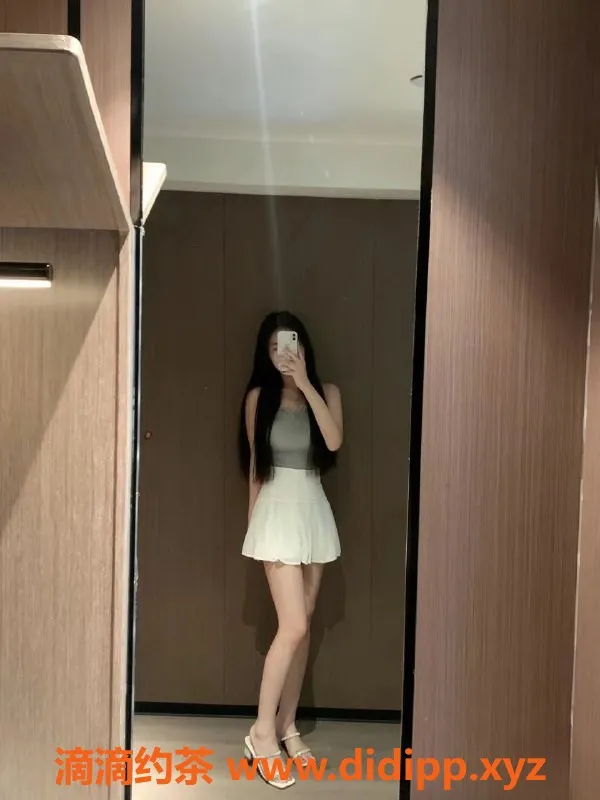 上海楼凤-闵行区李红，23岁，166cm高，95斤，800元约50分钟服务