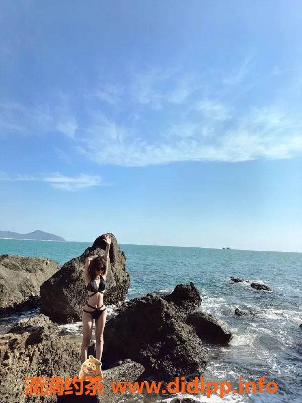 上海楼凤-上海笑笑，163cm 36C嫩妹，1600元体验服务