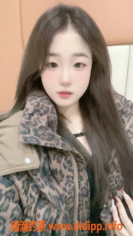 长沙楼凤-岳麓区小灵儿，500p享受超值服务