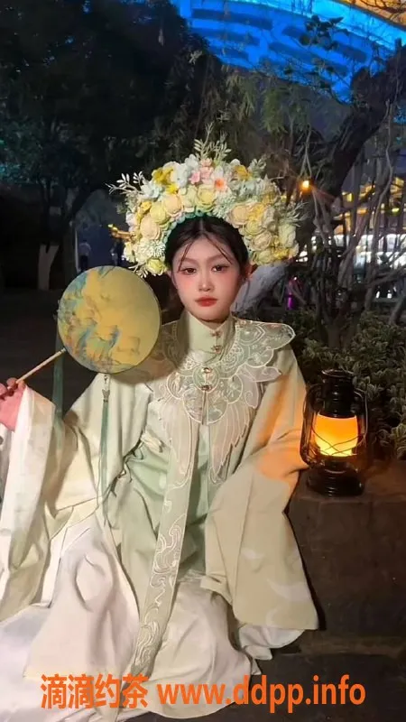 广州楼凤-番禺正妹晶晶，水嫩可人700元约会