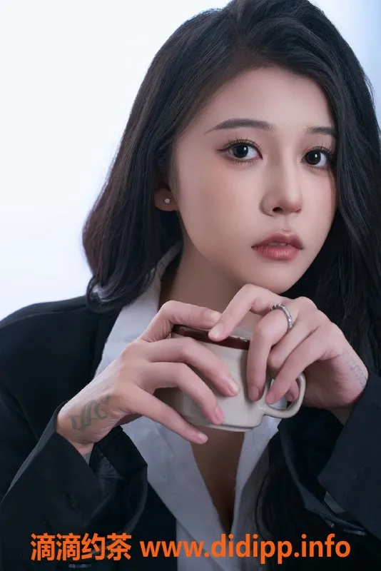 福州楼凤-福州台江琳琳，颜值御姐等你约！