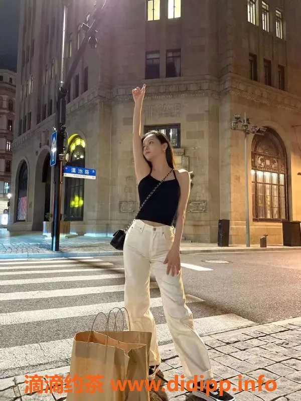 西安楼凤资源信息,高新神秘姐姐，7p/13pp服务，独特体验等你来享