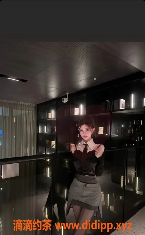 福州楼凤-甜甜，福州仓山金建小区，164高，49斤，05岁