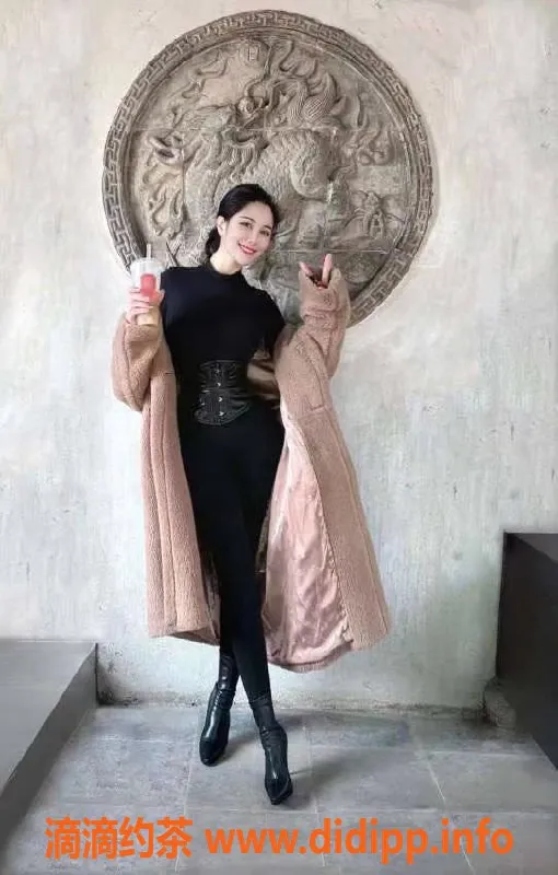 福州楼凤-晋安棋棋，极致体验，极品大奶F罩！