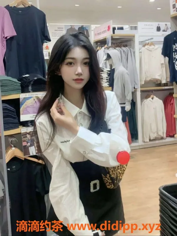 福州楼凤-福州鼓楼蓝妹172号，极品阿胶学生妹