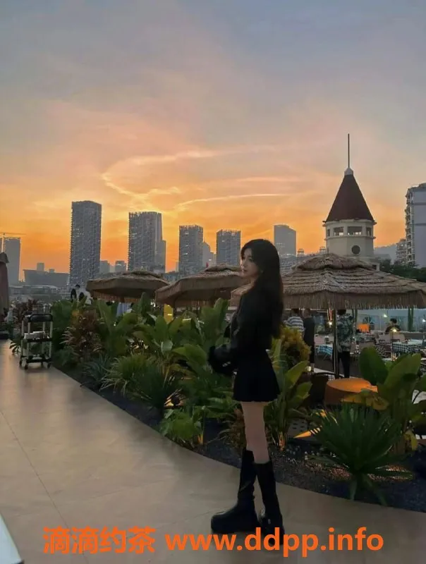 福州楼凤-福州鼓楼蓝妹172号，极品阿胶学生妹