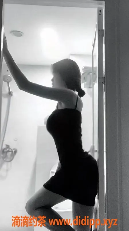 成都楼凤-成华区新来的嫩妹，18岁身高163，颜值高服务好