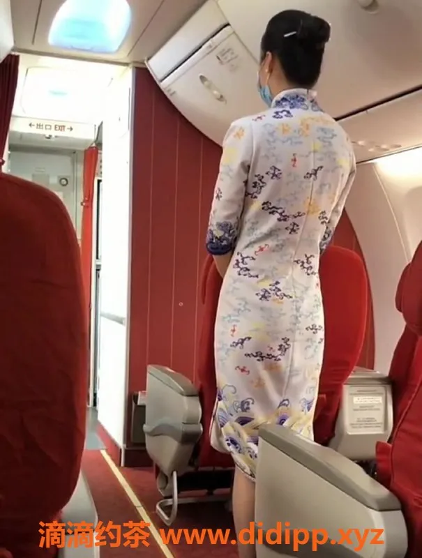 上海楼凤-长宁茉莉，172cm大胸美女，1700起