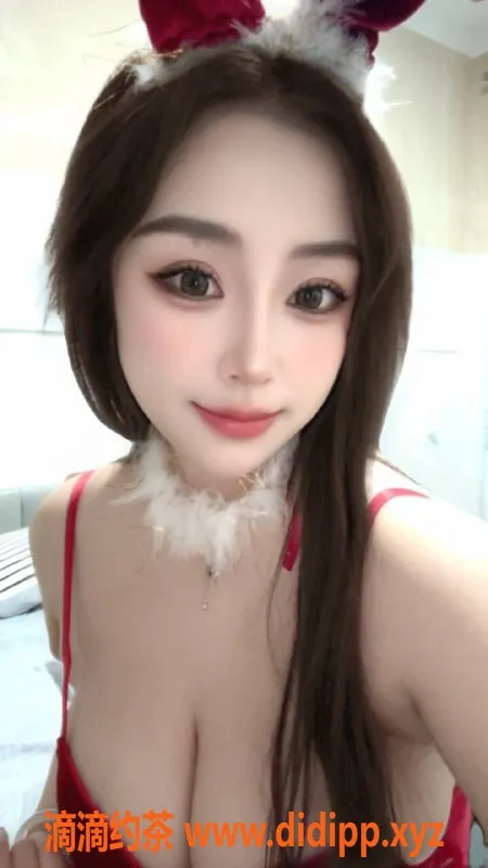 广州楼凤-越秀晓晨，鸳鸯浴与69式，超值800p起